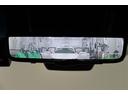 前後方録画機能付デジタルインナーミラーです。車両後方カメラの映像をインナーミラー内のディスプレイに表示。切替レバーを操作することで、鏡面ミラーモードからデジタルミラーモードに切替えることができます。