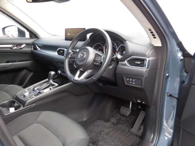 CX-5 2.0 20S スマート エディション 認定U ワンオーナー 禁煙車(4枚目)
