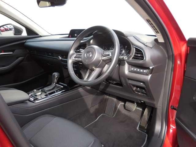 CX-30 1.8 XD ブラックトーンエディション ディーゼルターボ 認定プレミアム ワンオーナー(4枚目)