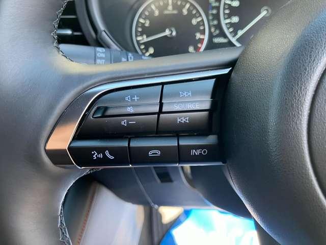 ＭＡＺＤＡ３ファストバック ２．０　２０Ｓ　レトロスポーツエディション　試乗車ＵＰ　禁煙車　歩行者検知ブレーキ（15枚目）