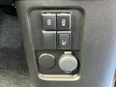 運転席にはシートヒーターも完備！ 6