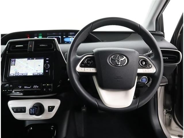 プリウス A フルセグ メモリーナビ DVD再生 ミュージックプレイヤー接続可 バックカメラ 衝突被害軽減システム ETC LEDヘッドランプ ワンオーナー 記録簿(8枚目)