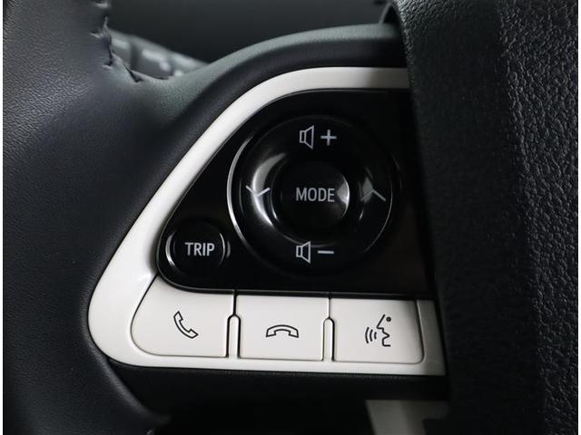 プリウス A フルセグ メモリーナビ DVD再生 ミュージックプレイヤー接続可 バックカメラ 衝突被害軽減システム ETC LEDヘッドランプ ワンオーナー 記録簿(17枚目)