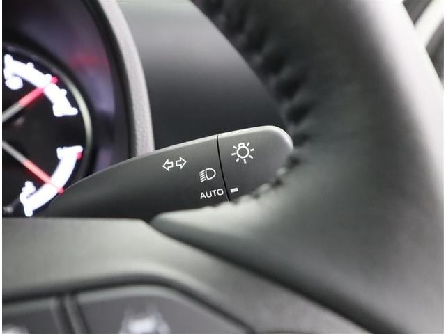 ヴォクシー Ｓ－Ｚ　フルセグ　メモリーナビ　ＤＶＤ再生　ミュージックプレイヤー接続可　バックカメラ　衝突被害軽減システム　ＥＴＣ　ドラレコ　両側電動スライド　ＬＥＤヘッドランプ　乗車定員７人　３列シート　ワンオーナー（22枚目）