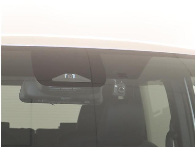 ヴォクシー Ｓ－Ｚ　フルセグ　メモリーナビ　ＤＶＤ再生　ミュージックプレイヤー接続可　バックカメラ　衝突被害軽減システム　ＥＴＣ　ドラレコ　両側電動スライド　ＬＥＤヘッドランプ　乗車定員７人　３列シート　ワンオーナー（39枚目）