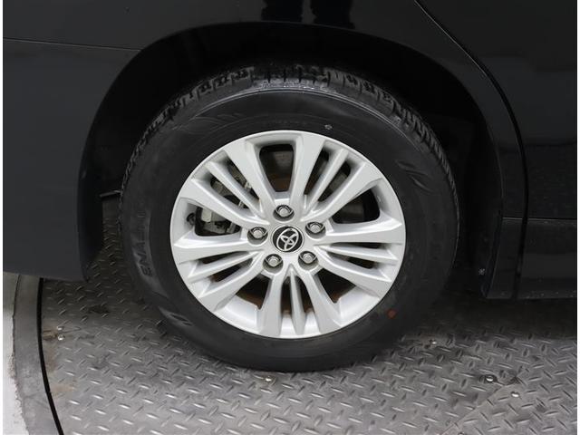 ノア ハイブリッドＳ－Ｇ　フルセグ　メモリーナビ　ＤＶＤ再生　ミュージックプレイヤー接続可　バックカメラ　衝突被害軽減システム　ＥＴＣ　ドラレコ　両側電動スライド　ＬＥＤヘッドランプ　乗車定員７人　３列シート　ワンオーナー（32枚目）