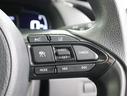 ステアリングスイッチ付き。前方から目を離すことなく操作することが可能です。