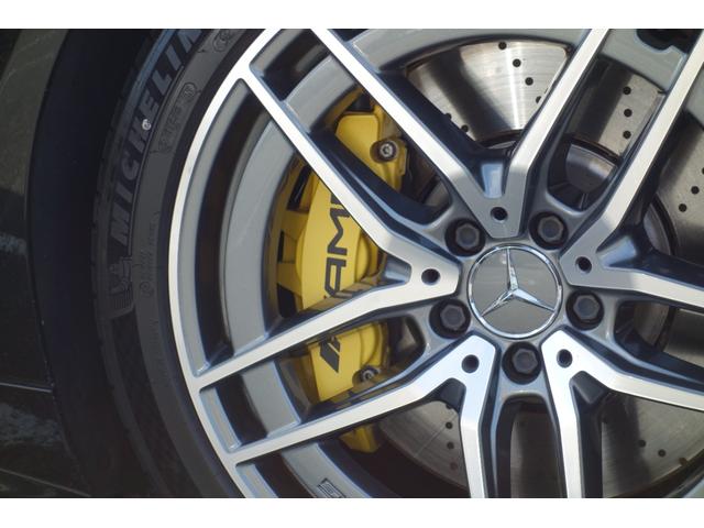 SL SL43 ANG20インチアルミ/イエローキャリパー/レッドソフトトップ/360カメラ/HUD/シートH・ベンチレーション/シテアリングH/エアースカーフ/走行1,0万K/車検R8年12月/メルセデスケア(21枚目)