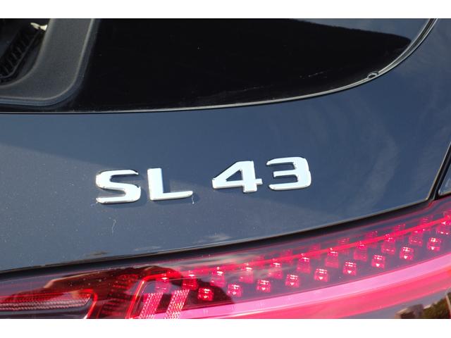 SL SL43 ANG20インチアルミ/イエローキャリパー/レッドソフトトップ/360カメラ/HUD/シートH・ベンチレーション/シテアリングH/エアースカーフ/走行1,0万K/車検R8年12月/メルセデスケア(35枚目)