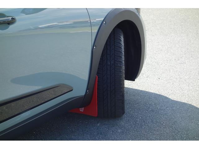 クラウンクロスオーバー RS ランドスケープ 期間限定販売/専用色ブラック・アーバンカーキ/リベット止めオーバーフェンダー/レッドマッドガード/トーイングヒッチ/専用デザインアルミ/オールテレインタイヤ/走行320K/ディーラー保証(13枚目)