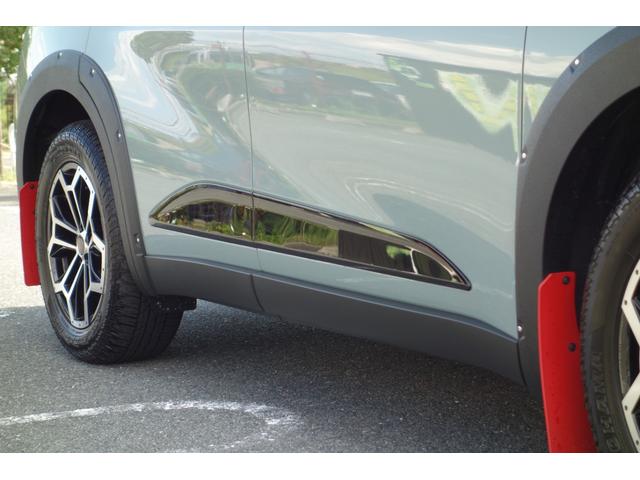 クラウンクロスオーバー RS ランドスケープ 期間限定販売/専用色ブラック・アーバンカーキ/リベット止めオーバーフェンダー/レッドマッドガード/トーイングヒッチ/専用デザインアルミ/オールテレインタイヤ/走行320K/ディーラー保証(15枚目)