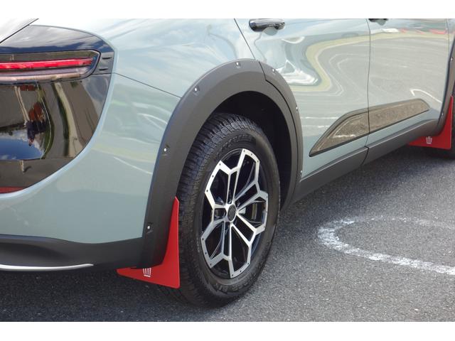 クラウンクロスオーバー RS ランドスケープ 期間限定販売/専用色ブラック・アーバンカーキ/リベット止めオーバーフェンダー/レッドマッドガード/トーイングヒッチ/専用デザインアルミ/オールテレインタイヤ/走行320K/ディーラー保証(17枚目)