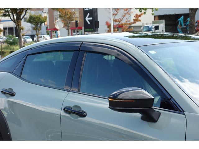 クラウンクロスオーバー RS ランドスケープ 期間限定販売/専用色ブラック・アーバンカーキ/リベット止めオーバーフェンダー/レッドマッドガード/トーイングヒッチ/専用デザインアルミ/オールテレインタイヤ/走行320K/ディーラー保証(25枚目)