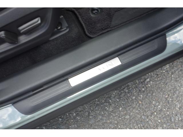 クラウンクロスオーバー RS ランドスケープ 期間限定販売/専用色ブラック・アーバンカーキ/リベット止めオーバーフェンダー/レッドマッドガード/トーイングヒッチ/専用デザインアルミ/オールテレインタイヤ/走行320K/ディーラー保証(34枚目)