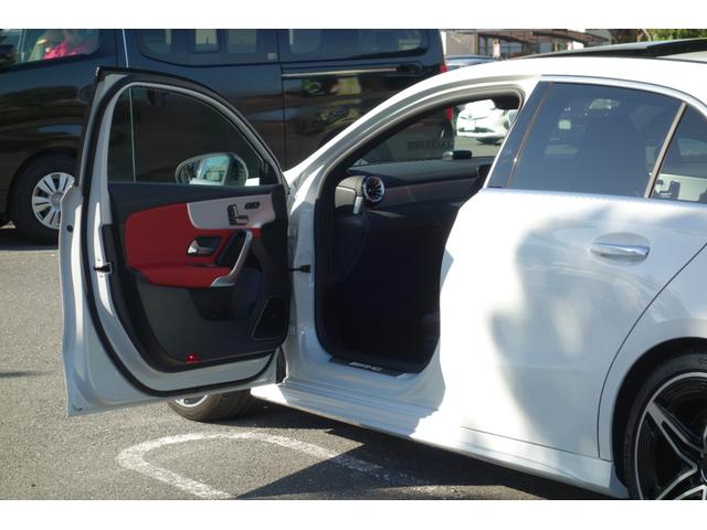 ドア内張もきれいです