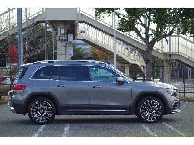 ＧＬＢ ＧＬＢ２００ｄ　４マチックＡＭＧレザエクスクルシブＰ　現行最新モデル／赤・黒レザー／シートヒーター／パノラマスライディングルーフ／ブルメスター／ＡＭＧ２０インチアルミ／３列シート７人乗り／レーダーセーフティ／ヘッドアップディスプレイ／メルセデスケア（7枚目）