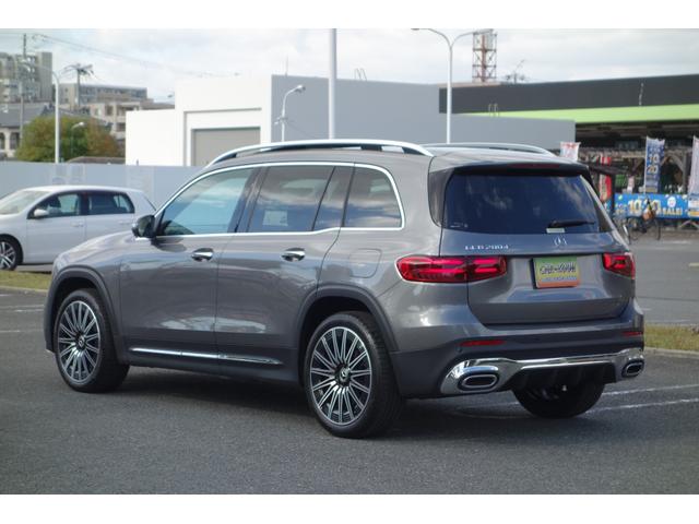 ＧＬＢ ＧＬＢ２００ｄ　４マチックＡＭＧレザエクスクルシブＰ　現行最新モデル／赤・黒レザー／シートヒーター／パノラマスライディングルーフ／ブルメスター／ＡＭＧ２０インチアルミ／３列シート７人乗り／レーダーセーフティ／ヘッドアップディスプレイ／メルセデスケア（8枚目）