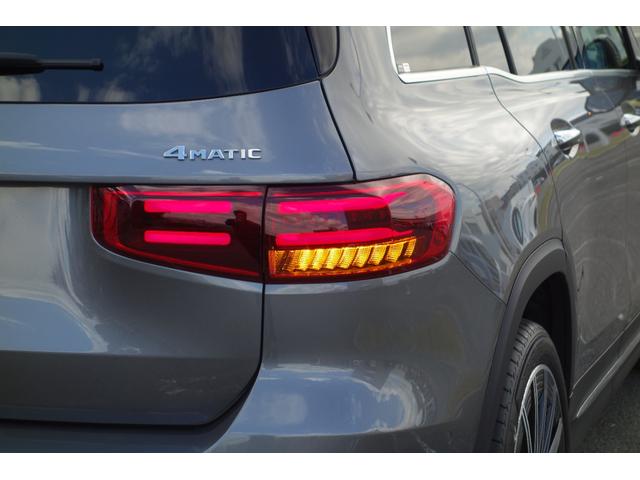 ＧＬＢ ＧＬＢ２００ｄ　４マチックＡＭＧレザエクスクルシブＰ　現行最新モデル／赤・黒レザー／シートヒーター／パノラマスライディングルーフ／ブルメスター／ＡＭＧ２０インチアルミ／３列シート７人乗り／レーダーセーフティ／ヘッドアップディスプレイ／メルセデスケア（21枚目）