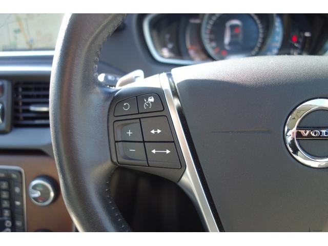 Ｖ４０ クロスカントリー　Ｔ５　ＡＷＤ　サマム　スタイリングＫＩＴ／アイシン８速ＡＴ／トールハンマーＬＥＤ／インテリセーフ／前後ドラレコ／ハーマンカードン／ロウカッパーＭ／チャコール・ブロンド２トーン革／Ｈ３０・３１・Ｒ３・４・５・７記録簿／１オナ（37枚目）