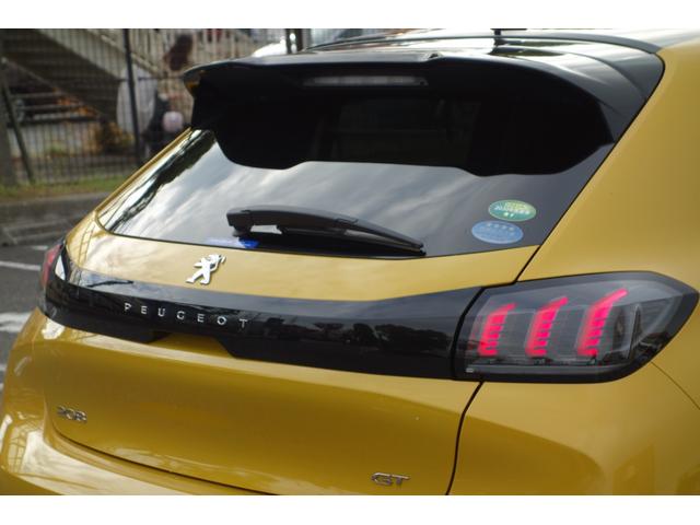 ２０８ ＧＴ　イエロー・ブラック２トーン／フルＬＥＤヘッドライト／デジタルメーター／１７インチアルミ／シートヒーター／レーダークルーズ／レーンキープ／ブラインドスポット／カープレイ／ドライブレコーダー（19枚目）