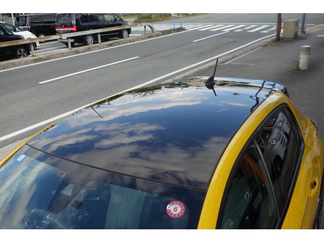 ２０８ ＧＴ　イエロー・ブラック２トーン／フルＬＥＤヘッドライト／デジタルメーター／１７インチアルミ／シートヒーター／レーダークルーズ／レーンキープ／ブラインドスポット／カープレイ／ドライブレコーダー（20枚目）