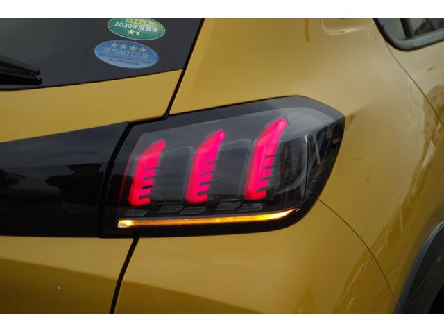 ２０８ ＧＴ　イエロー・ブラック２トーン／フルＬＥＤヘッドライト／デジタルメーター／１７インチアルミ／シートヒーター／レーダークルーズ／レーンキープ／ブラインドスポット／カープレイ／ドライブレコーダー（23枚目）