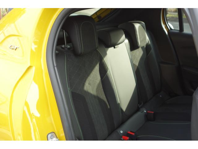 ２０８ ＧＴ　イエロー・ブラック２トーン／フルＬＥＤヘッドライト／デジタルメーター／１７インチアルミ／シートヒーター／レーダークルーズ／レーンキープ／ブラインドスポット／カープレイ／ドライブレコーダー（31枚目）