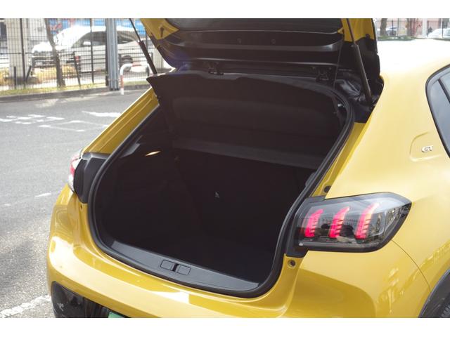 ２０８ ＧＴ　イエロー・ブラック２トーン／フルＬＥＤヘッドライト／デジタルメーター／１７インチアルミ／シートヒーター／レーダークルーズ／レーンキープ／ブラインドスポット／カープレイ／ドライブレコーダー（33枚目）