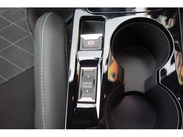 ２０８ ＧＴ　イエロー・ブラック２トーン／フルＬＥＤヘッドライト／デジタルメーター／１７インチアルミ／シートヒーター／レーダークルーズ／レーンキープ／ブラインドスポット／カープレイ／ドライブレコーダー（43枚目）