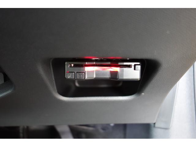 ２０８ ＧＴ　イエロー・ブラック２トーン／フルＬＥＤヘッドライト／デジタルメーター／１７インチアルミ／シートヒーター／レーダークルーズ／レーンキープ／ブラインドスポット／カープレイ／ドライブレコーダー（47枚目）