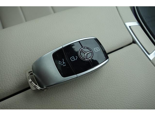 Ｅクラスオールテレイン Ｅ２２０ｄ　４マチック　オールテレイン　エクスクルーシブパッケージ／ＡＭＧ１９インチＡＷ／パノラマスライディングルーフ／マキアートベージュレザー／シートヒーター・ベンチレーション／ブルメスターサウンド／セレナイトグレー／１オーナー（47枚目）