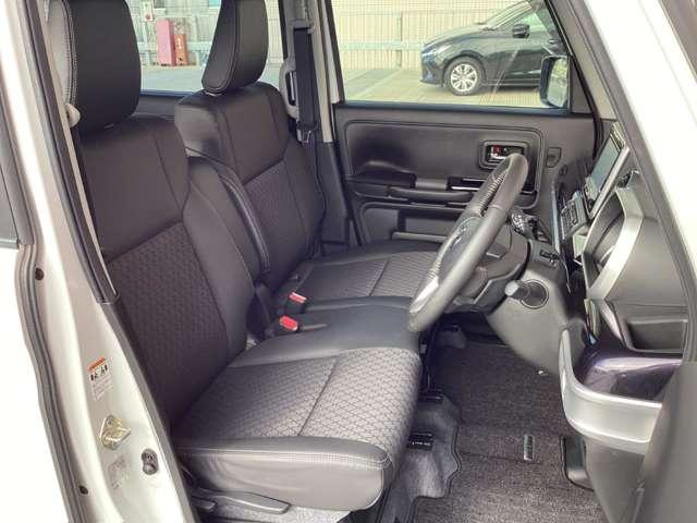 �V��ɗ]�T�̂����Ԃɉ��s���̂���_�b�V���{�[�h�B�L�X�Ƃ����R�b�N�s�b�g�ŗ]�T�̂���^�]���B