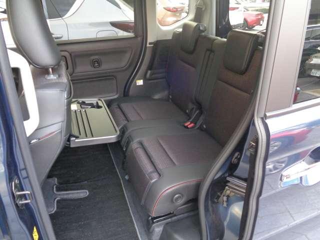 ☆支払い総額は、大阪府下登録、当店店頭納車の場合のお見積りです。延長保証やボディーコーティングなどおすすめオプションあります。詳しくはお問い合わせください。