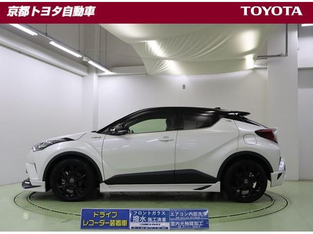 Ｃ－ＨＲ Ｇ　モード　ネロ　オートクルーズ　ＬＥＤヘッドライト　バックモニター　フルオートエアコン　スマートキ－　エアロ　ナビＴＶ　フルセグテレビ　エアバック　盗難防止システム　アルミホイール　メモリナビ　ＥＴＣ　ＡＢＳ（2枚目）