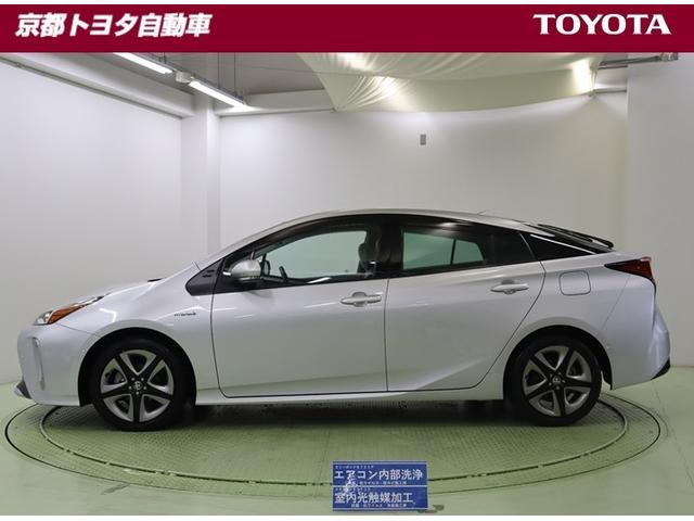 プリウス Ａプレミアム　ツーリングセレクション　横滑り防止機能　皮シート　運転席パワーシート　エアコン　パワーウィンドウ　ナビ＆ＴＶ　ＬＥＤライト　盗難防止装置　スマートキー＆プッシュスタート　キーレス　ＥＴＣ　アルミホイール　メモリナビ　パワステ（2枚目）