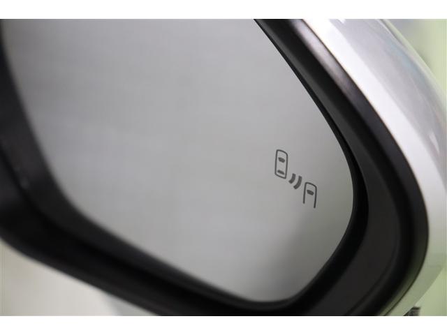 プリウス Ａプレミアム　ツーリングセレクション　横滑り防止機能　皮シート　運転席パワーシート　エアコン　パワーウィンドウ　ナビ＆ＴＶ　ＬＥＤライト　盗難防止装置　スマートキー＆プッシュスタート　キーレス　ＥＴＣ　アルミホイール　メモリナビ　パワステ（9枚目）