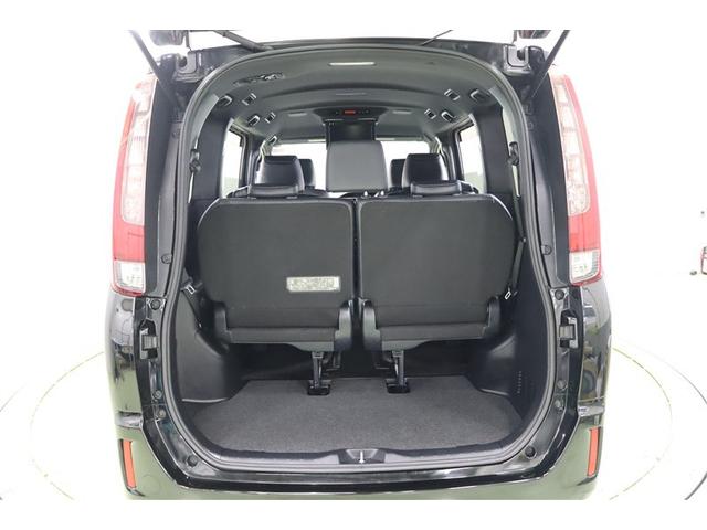 エスクァイア Ｇｉ　ブラックテーラード　衝突軽減システム　キーレス　アイスト　アルミ　ナビＴＶ　ＥＴＣ車載器　オートエアコン　横滑り防止　ＬＥＤランプ　ＡＢＳ　スマートキー　クルコン　両側パワースライドドア　３列シート　メモリーナビ　記録簿（35枚目）