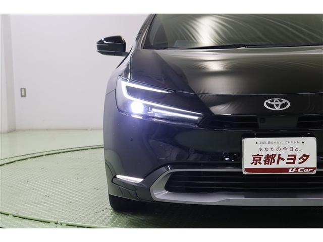 プリウス Ｚ　リアカメラ　プリクラッシュ　ＰＷシート　ＡＣ１００Ｖ電源　ＬＥＤランプ　オートクルーズ　アルミホイール　ドライブレコーダ　ＡＣ　運転席エアバッグ　横滑り防止装置　ＥＴＣ付　盗難防止システム　ＴＶ（9枚目）