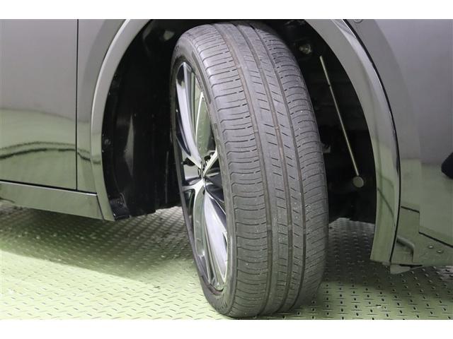 プリウス Ｚ　リアカメラ　プリクラッシュ　ＰＷシート　ＡＣ１００Ｖ電源　ＬＥＤランプ　オートクルーズ　アルミホイール　ドライブレコーダ　ＡＣ　運転席エアバッグ　横滑り防止装置　ＥＴＣ付　盗難防止システム　ＴＶ（11枚目）