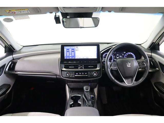 クラウンハイブリッド Ｓ　バックガイドモニター　メモリーナビゲーション　地デジＴＶ　ＥＴＣ車載器　電動シート　ＬＥＤヘッド　記録簿　イモビライザー　ドラレコ　メディアプレイヤー接続　横滑り防止装置　スマートキー　キーフリー（4枚目）