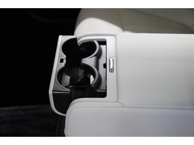 クラウンハイブリッド Ｓ　バックガイドモニター　メモリーナビゲーション　地デジＴＶ　ＥＴＣ車載器　電動シート　ＬＥＤヘッド　記録簿　イモビライザー　ドラレコ　メディアプレイヤー接続　横滑り防止装置　スマートキー　キーフリー（32枚目）