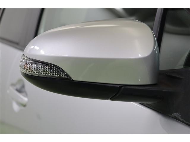 ウインカーミラーはお洒落なだけでなく、対向車や歩行者からの視認性が良く安全性が向上し、事故防止にもつながります。