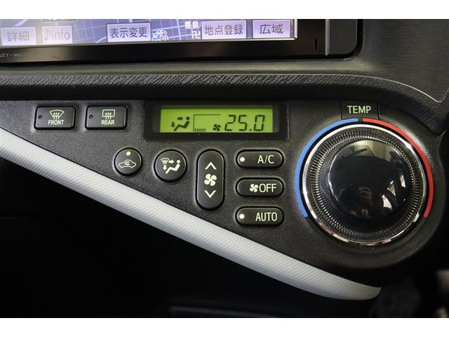 エアコンは操作性に優れたプッシュ式。温度調整はダイヤルで直感的に操作できる使いやすい設計です。