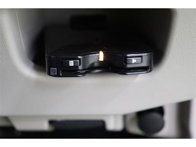 ムーヴ Ｘ　ＳＡＩＩ　衝突被害軽減Ｂ　Ｂカメラ　盗難防止　ナビＴＶ　横滑り防止装置　助手席エアバッグ　地デジＴＶ　オートエアコン　ベンチシート　キーレス　スマキー　ＡＢＳ　ＥＴＣ　パワーウィンドウ　アルミホイール　ＤＶＤ（16枚目）