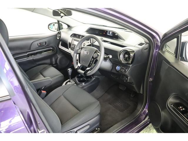 アクア Ｓスタイルブラック　ＡＵＸ端子　記録簿あり　イモビライザー　スマートキープッシュスタート　ＥＴＣ付き　Ｗエアバッグ　キーフリ　ドラレコ付き　横滑り防止装置付き　フルオートエアコン　ＡＢＳ　パワーウィンドウ　ＰＳ　エアＢ（27枚目）