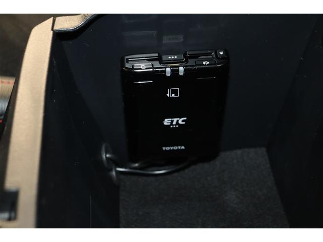 ハイラックス Ｚ　ＧＲスポーツ　キーレス　オートクルーズ　アルミホイール　Ｂカメラ　メモリーナビ　フルオートエアコン　横滑防止装置　ミュージックプレイヤー接続可　スマキー　パワーステアリング　ＬＥＤライト　パートタイム４ＷＤ　ＥＴＣ（16枚目）