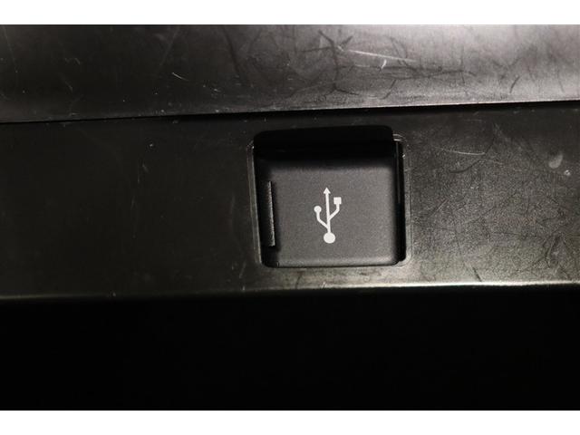 アルファード ２．５Ｓ　タイプゴールド　イモビ　バックモニタ－　ＬＥＤランプ　リアオートエアコン　点検記録簿　ドライブレコーダ　エアコン　横滑防止装置　エアロ　アルミ　パワーウィンドウ　メディアプレイヤー接続　ＡＢＳ　キーレス　３列シート（18枚目）