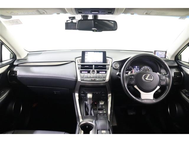 ＮＸ ＮＸ２００ｔ　Ｉパッケージ　ナビＴＶ　横滑り防止　整備記録簿　Ｂモニ　ＡＵＸ　カーテンエアバック　スマートキー＆プッシュスタート　アルミ　アイドリングＳ　オートクルーズ　メモリナビ　エアバッグ　ＥＴＣ車載器　キーレス　ＡＢＳ（4枚目）