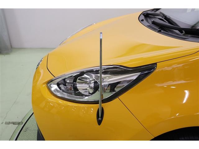 アクア Ｓ　スマートキープッシュスタート　キーレスエントリ　ドラレコ付　イモビ　ナビ＆ＴＶ　オートエアコン　デュアルエアバック　ＥＳＣ　Ｂカメラ　パワーウィンドウ　ＡＵＸ端子　ＥＴＣ　ＳＲＳ　ワンセグＴＶ　ＡＢＳ（8枚目）