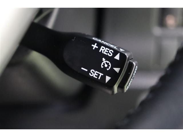 �y�N���[�Y�R���g���[���z���ڂł��B�I���ɂ��Ă����΁A�������H�ȂǂŃA�N�Z���𓥂ݑ����Ȃ��Ă��Z�b�g������葬�x���ێ����Ă���܂��B�^�]������̕��S���y�����A��J�y���ɍv�����Ă���܂��B